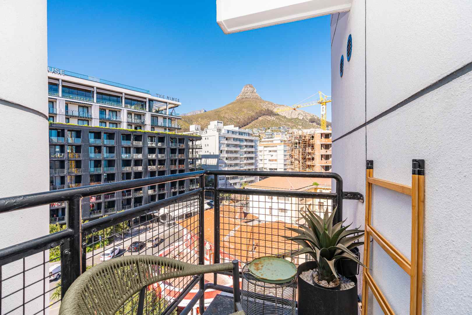 1 Bedroom Property for Sale in Sea Point Western Cape